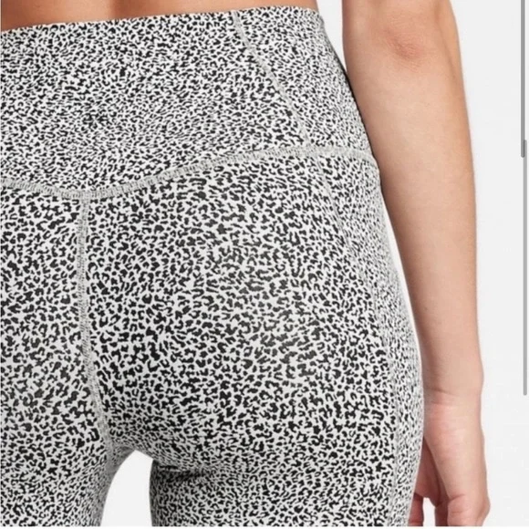 Athleta black and white micro leopard print crop leggings, SP - Picture 2 of 6